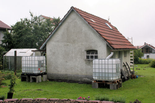 IBC-Tanks angeschlossen