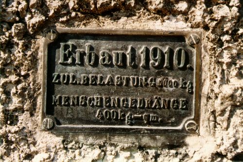 Brückenbeschriftung